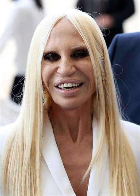 abbigliamento versace donna online|what happened to donatella versace's face.